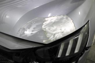 Peugeot 208  picture 7