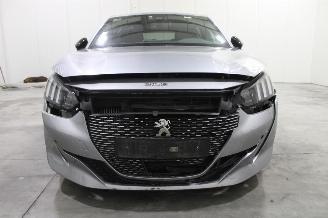 Peugeot 208  picture 5