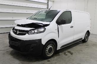 damaged passenger cars Opel Vivaro  2023/4