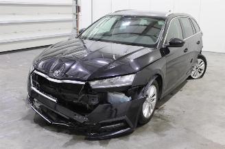 Démontage voiture Skoda Octavia  2021/5