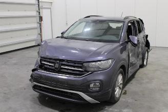 Salvage car Volkswagen T-Cross  2023/2