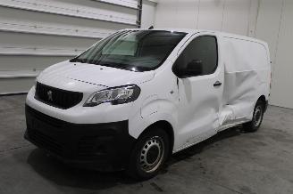 damaged passenger cars Peugeot Expert  2023/1