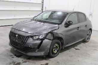 Auto incidentate Peugeot 208  2022/4