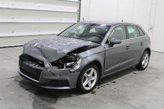 damaged passenger cars Audi A3  2019/11