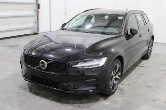 Schadeauto Volvo V-60 V60 2025/3