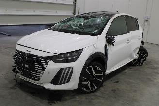 Vrakbiler auto Peugeot 208  2025/3