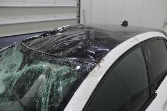Peugeot 208  picture 8