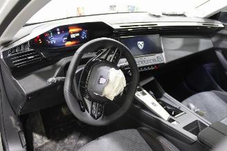 Peugeot 308  picture 10