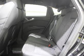 Audi Q4 e-tron picture 12