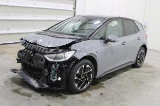 uszkodzony samochody osobowe Volkswagen ID.3  2021/2