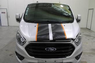 Ford Transit  picture 5