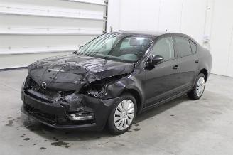 Vrakbiler auto Skoda Octavia  2018/1