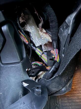 Peugeot 208  picture 20