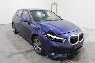 BMW 1-serie 116 picture 2