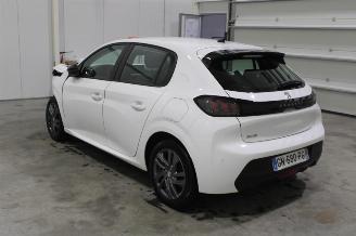 Peugeot 208  picture 4