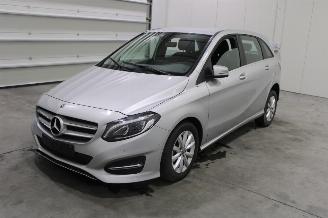 Salvage car Mercedes B-klasse B 200 2019/1