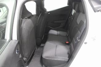 Renault Clio  picture 12