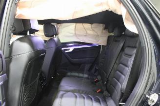 Volkswagen Touareg  picture 13