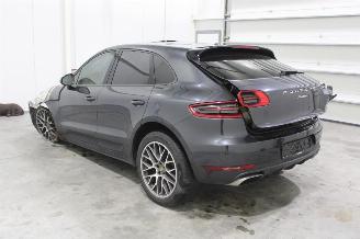 Porsche Macan  picture 5