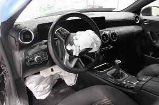 Mercedes Cla-klasse CLA 180 picture 11