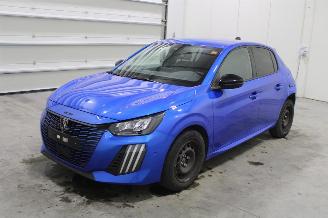 krockskadad bil auto Peugeot 208  2025/2