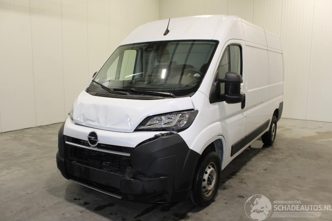 Opel Movano 