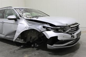 Volkswagen Passat  picture 25