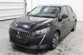 Vaurioauto  passenger cars Peugeot 208  2022/6