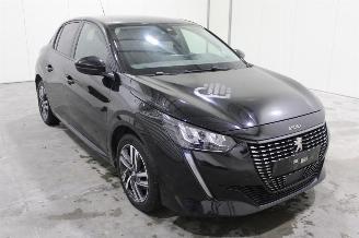 Peugeot 208  picture 2
