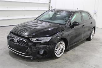 uszkodzony samochody osobowe Audi A3  2023/10