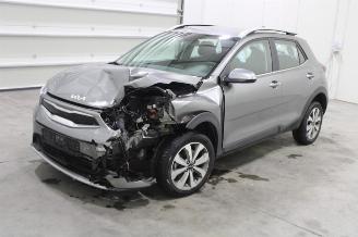skadebil auto Kia Stonic  2024/10