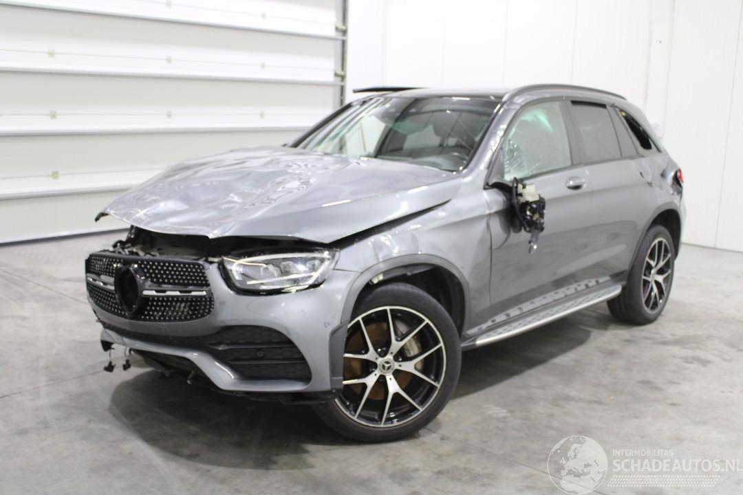 Mercedes GLC 300