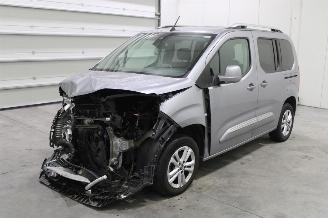 skadebil auto Toyota ProAce CITY 2021/11