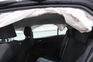 Volkswagen Golf  picture 9