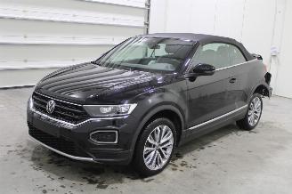 skadebil auto Volkswagen T-Roc  2021/4