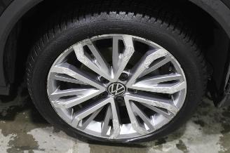Volkswagen T-Roc  picture 9