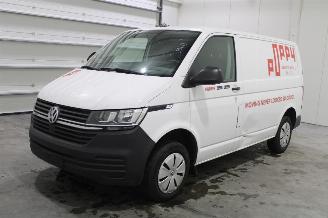 skadebil auto Volkswagen Transporter T6 2023/5