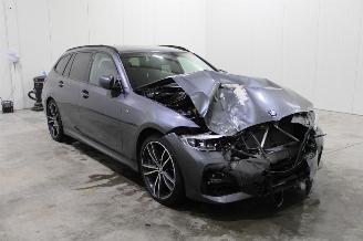 BMW 3-serie 330 picture 2