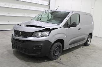 Coche accidentado Peugeot Partner  2023/5