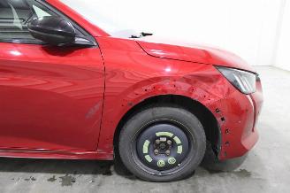 Peugeot 208  picture 6