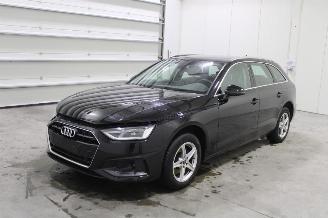 Schadeauto Audi A4  2023/3