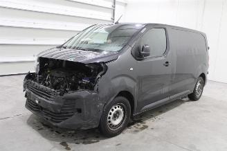 Damaged car Opel Vivaro  2025/5
