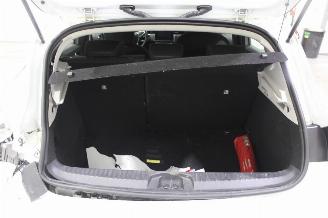 Renault Clio  picture 22