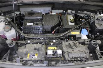 Ford Explorer  picture 15