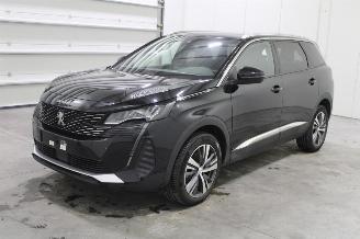 Unfallwagen Peugeot 5008  2024/5