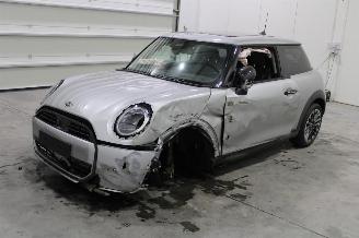 Unfallwagen Mini Cooper C 2024/9