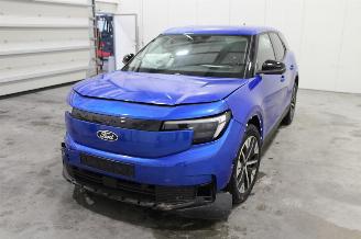 Damaged car Ford Explorer  2024/12