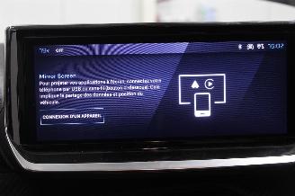 Peugeot 208  picture 14