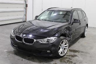 skadebil auto BMW 3-serie 318 2016/10