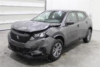 krockskadad bil auto Peugeot 2008  2020/7